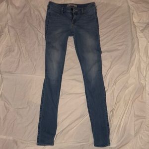 Nice Light Wash Hollister Jeggings. Sz O